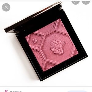 Burberry Silk and Bloom Palette LE